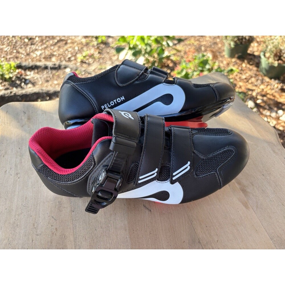 Peloton Cycling Shoes Road EU 38 Black/White/Red Strap Low Top 3-Bolt